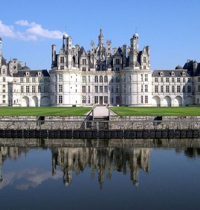 フランス あの名作アニメの舞台になった 美しき城や町並みを訪ねる7選 おすすめ旅行を探すならトラベルブック Travelbook フランス あの名作アニメの舞台になった 美しき城や町並みを訪ねる7選 おすすめ旅行を探すならトラベルブック Travelbook
