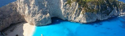 ギリシャ ジブリアニメ 紅の豚 の舞台になったナヴァイオビーチへ おすすめ旅行を探すならトラベルブック Travelbook ギリシャ ジブリアニメ 紅の豚 の舞台になったナヴァイオビーチへ おすすめ旅行を探すならトラベルブック Travelbook