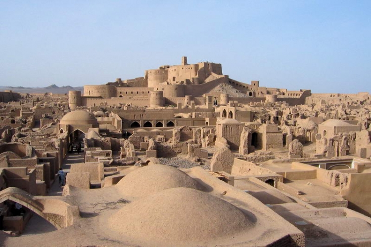イラン 砂や粘土で作られた要塞都市 世界遺産 アルゲ バム おすすめ旅行を探すならトラベルブック Travelbook