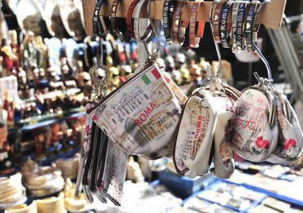 ローマ お土産はココで決まり 大人気のイタリア雑貨店5選 おすすめ旅行を探すならトラベルブック Travelbook ローマ お土産はココで決まり 大人気のイタリア雑貨店5選 おすすめ旅行を探すならトラベルブック Travelbook