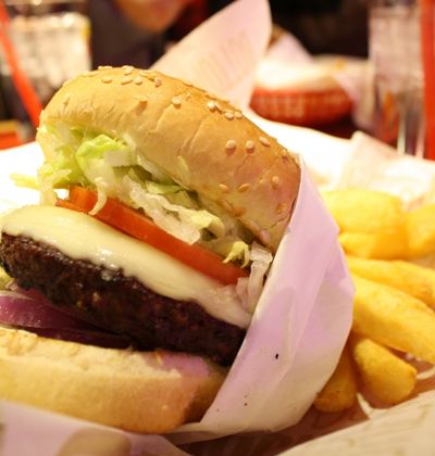 ニューヨークで本場のハンバーガーを食べるならココ 大人気店5選 おすすめ旅行を探すならトラベルブック Travelbook ニューヨークで本場のハンバーガーを食べるならココ 大人気店5選 おすすめ旅行を探すならトラベルブック Travelbook