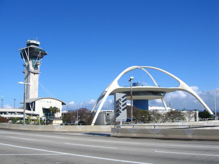 ロサンゼルス 海と空を満喫 ロサンゼルス空港周辺で必見の人気観光地５選 おすすめ旅行を探すならトラベルブック Travelbook