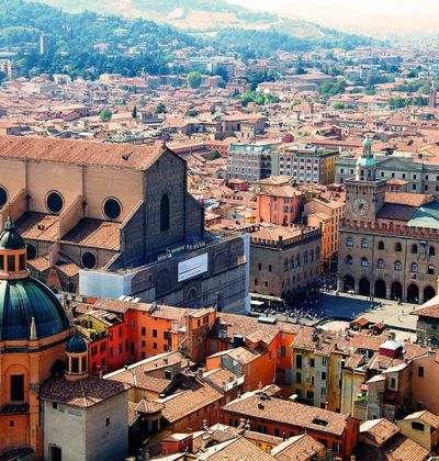 イタリア ボローニャのおすすめ観光地8選 ボロネーゼ発祥の都市を満喫 おすすめ旅行を探すならトラベルブック Travelbook イタリア ボローニャのおすすめ観光地8選 ボロネーゼ発祥の都市を満喫 おすすめ旅行を探すならトラベルブック Travelbook