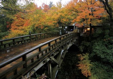 金沢周辺 山中温泉の見どころ観光ガイド 豊かな自然に心癒される おすすめ旅行を探すならトラベルブック Travelbook 金沢周辺 山中温泉の見どころ観光ガイド 豊かな自然に心癒される おすすめ旅行を探すならトラベルブック Travelbook