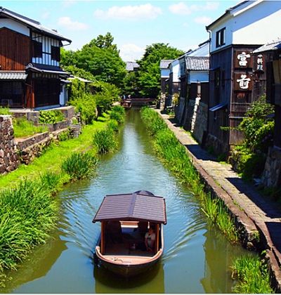 滋賀 風情が残る城下町 近江八幡散歩で立ち寄りたいスポット5選 おすすめ旅行を探すならトラベルブック Travelbook 滋賀 風情が残る城下町 近江八幡散歩で立ち寄りたいスポット5選 おすすめ旅行を探すならトラベルブック Travelbook