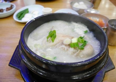 韓国 釜山で美肌スープが食べられる おすすめグルメスポット5選 おすすめ旅行を探すならトラベルブック Travelbook 韓国 釜山で美肌スープが食べられる おすすめグルメスポット5選 おすすめ旅行を探すならトラベルブック Travelbook