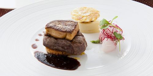 大阪 結納 顔合わせの食事会に個室が使えるホテル内レストラン５選 おすすめ旅行を探すならトラベルブック Travelbook