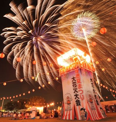 関東の花火大会21 2万発以上が豪華に咲き誇る栃木 茨城の花火大会 おすすめ旅行を探すならトラベルブック Travelbook 関東の花火大会21 2万発以上が豪華に咲き誇る栃木 茨城の花火大会 おすすめ旅行を探すならトラベルブック Travelbook