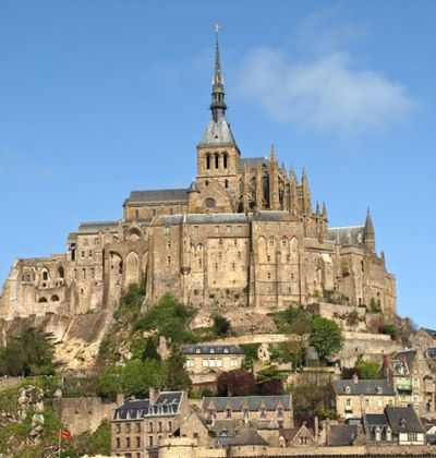 モンサンミッシェル 修道院内部の観光で絶対見たい13の見どころ おすすめ旅行を探すならトラベルブック Travelbook モンサンミッシェル 修道院内部の観光で絶対見たい13の見どころ おすすめ旅行を探すならトラベルブック Travelbook