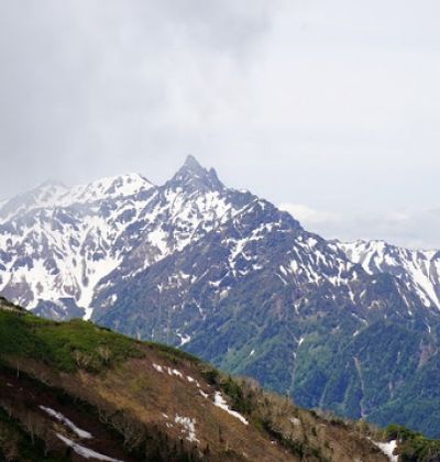 長野 富山 初心者にも人気の 唐松岳 で初めての山小屋泊登山に挑戦 おすすめ旅行を探すならトラベルブック Travelbook 長野 富山 初心者にも人気の 唐松岳 で初めての山小屋泊登山に挑戦 おすすめ旅行を探すならトラベルブック Travelbook