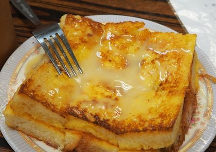 香港 観光の際に一度は食べておきたい絶品フレンチトーストの店5選 おすすめ旅行を探すならトラベルブック Travelbook 香港 観光の際に一度は食べておきたい絶品フレンチトーストの店5選 おすすめ旅行を探すならトラベルブック Travelbook