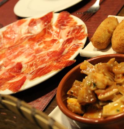 バルセロナ 本場スペイン料理を味わうグルメ満喫オプショナルツアー5選 おすすめ旅行を探すならトラベルブック Travelbook バルセロナ 本場スペイン料理を味わうグルメ満喫オプショナルツアー5選 おすすめ旅行を探すならトラベルブック Travelbook