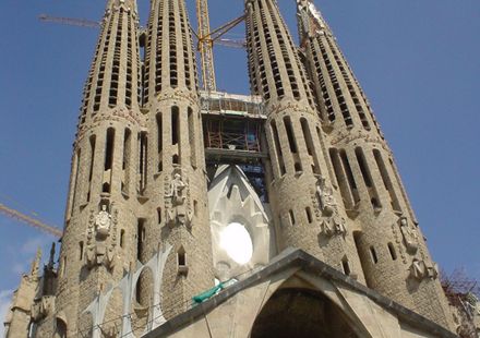 バルセロナ 日本語ガイドで安心 サグラダファミリア観光ツアー5選 おすすめ旅行を探すならトラベルブック Travelbook バルセロナ 日本語ガイドで安心 サグラダファミリア観光ツアー5選 おすすめ旅行を探すならトラベルブック Travelbook