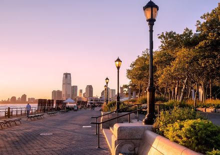 ニューヨーク バッテリー パークの見どころガイド 自由の女神の絶景スポット おすすめ旅行を探すならトラベルブック Travelbook ニューヨーク バッテリー パークの見どころガイド 自由の女神の絶景スポット おすすめ旅行を探すならトラベルブック Travelbook