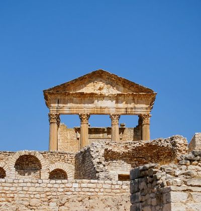 世界遺産 ローマ時代のチュニジア ドゥッガ遺跡を訪ねる おすすめ旅行を探すならトラベルブック Travelbook 世界遺産 ローマ時代のチュニジア ドゥッガ遺跡を訪ねる おすすめ旅行を探すならトラベルブック Travelbook