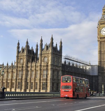 イギリス ロンドン観光の目玉 ビッグ ベンとウェストミンスター寺院 聖マーガレット教会 おすすめ旅行を探すならトラベルブック Travelbook