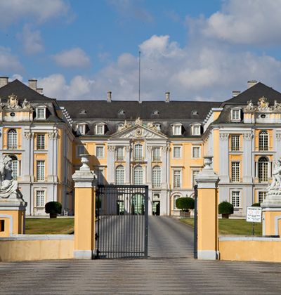 世界遺産 ブリュールのアウグストゥスブルク城は 壮麗な ドイツの迎賓館 おすすめ旅行を探すならトラベルブック Travelbook 世界遺産 ブリュールのアウグストゥスブルク城は 壮麗な ドイツの迎賓館 おすすめ旅行を探すならトラベルブック Travelbook