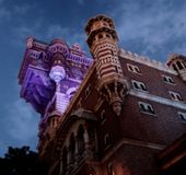 東京ディズニーシー 史上最恐 タワー オブ テラーの怖さを体感しよう おすすめ旅行を探すならトラベルブック Travelbook 東京ディズニーシー 史上最恐 タワー オブ テラーの怖さを体感しよう おすすめ旅行を探すならトラベルブック Travelbook