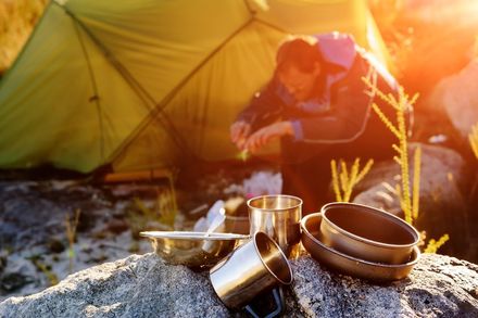 キャンプ料理が楽しくなる！おすすめのアウトドア用食器30選