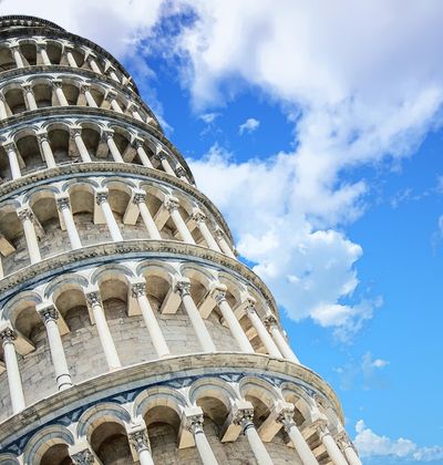 イタリア 予約必須の世界遺産 ピサの斜塔 はなぜ斜めなのか おすすめ旅行を探すならトラベルブック Travelbook