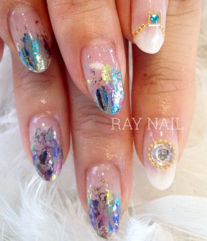 グラデーションネイルのおすすめデザインまとめ 参考にいかが 自分らしい便利な暮らしを トラベルブック Travelbook