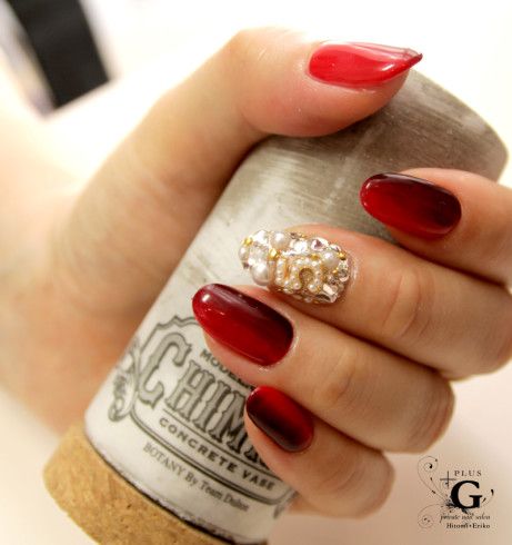 グラデーションネイルのおすすめデザインまとめ 参考にいかが 自分らしい便利な暮らしを トラベルブック Travelbook