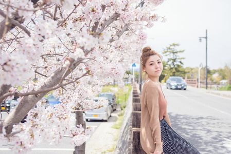 春の髪型 ヘアスタイル ふんわりヘアで女の子らしさ全開 トラブルブック
