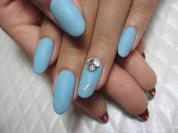 女性の憧れ ルブタン風ネイルで気分をあげよう 自分らしい便利な暮らしを トラベルブック Travelbook