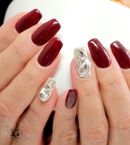 ボルドーネイルおすすめデザインまとめ 女性らしい指先に トラブルブック