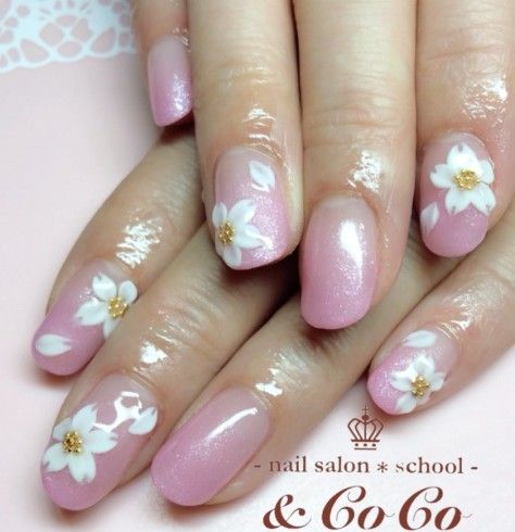 春にぴったり桜のおすすめネイルデザインまとめ トラブルブック