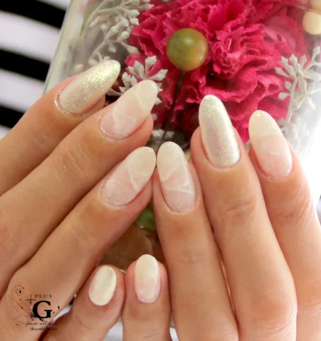 ナチュラルで品のある白ネイルのおすすめデザイン 自分らしい便利な暮らしを トラベルブック Travelbook