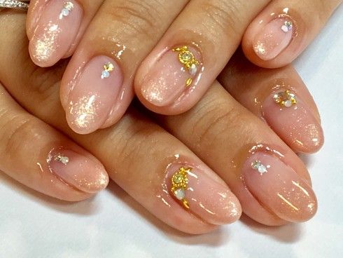 真似したくなる ワンカラーネイルのおすすめデザイン 自分らしい便利な暮らしを トラベルブック Travelbook