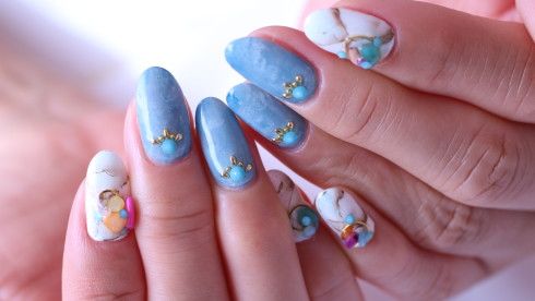 爽やかなデニムネイルのおすすめデザインまとめ 自分らしい便利な暮らしを トラベルブック Travelbook