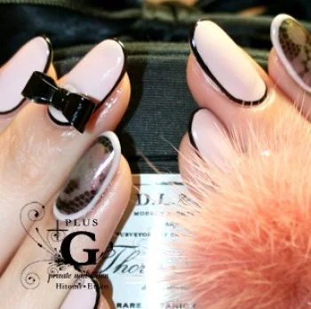 結婚式のゲスト向け お呼ばれネイルのおすすめデザイン 自分らしい便利な暮らしを トラベルブック Travelbook