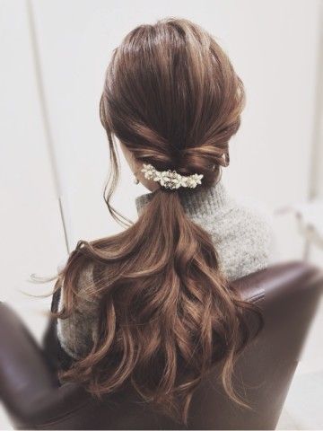 簡単でルーズが可愛い セミロングヘア 髪型で出来るヘアアレンジ 自分らしい便利な暮らしを トラベルブック Travelbook 簡単でルーズが可愛い セミロングヘア 髪型で出来るヘアアレンジ 自分らしい便利な暮らしを トラベルブック Travelbook
