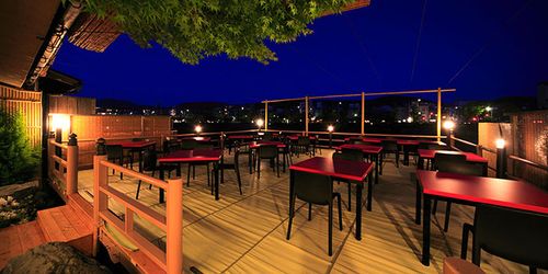 京都 鴨川で行きたいおすすめの川床 かわゆか まとめ おすすめ旅行を探すならトラベルブック Travelbook