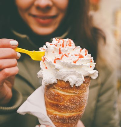 チェコ料理まとめ 家庭料理からインスタ映えスイーツまで おすすめ旅行を探すならトラベルブック Travelbook チェコ料理まとめ 家庭料理からインスタ映えスイーツまで おすすめ旅行を探すならトラベルブック Travelbook