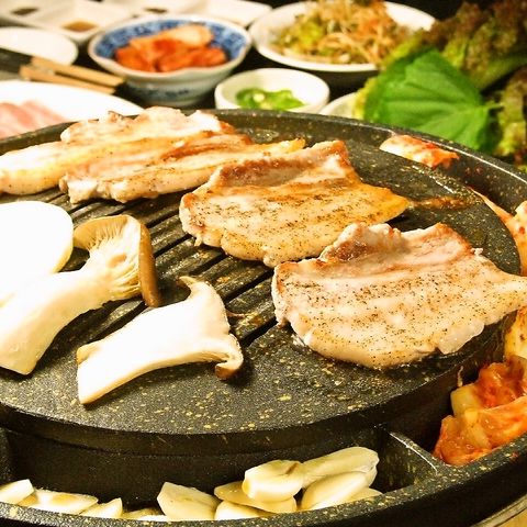 2ページ目 お酒がすすむ 松戸でガッツリ肉料理を食べられるお店19選 おすすめ旅行を探すならトラベルブック Travelbook