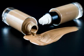 おすすめリキッドファンデーション１５選 種類や選び方も紹介 自分らしい便利な暮らしを トラベルブック Travelbook