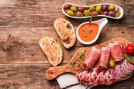 東京で大人気のおすすめスペインバル１０選 おすすめ旅行を探すならトラベルブック Travelbook