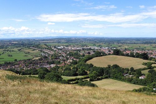 イギリス最大のパワースポット グラストンベリー に行ってみよう おすすめ旅行を探すならトラベルブック Travelbook イギリス最大のパワースポット グラストンベリー に行ってみよう おすすめ旅行を探すならトラベルブック Travelbook