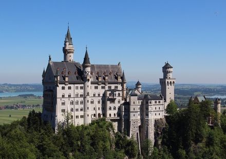 ノイシュバンシュタイン城は外せない ミュンヘンで人気の現地ツアー5選 おすすめ旅行を探すならトラベルブック Travelbook ノイシュバンシュタイン城は外せない ミュンヘンで人気の現地ツアー5選 おすすめ旅行を探すならトラベルブック Travelbook