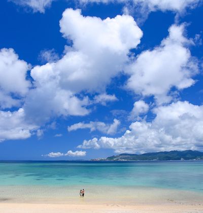 沖縄 地元写真家がおすすめする海 ビーチ15選 透明度が高すぎる おすすめ旅行を探すならトラベルブック Travelbook 沖縄 地元写真家がおすすめする海 ビーチ15選 透明度が高すぎる おすすめ旅行を探すならトラベルブック Travelbook