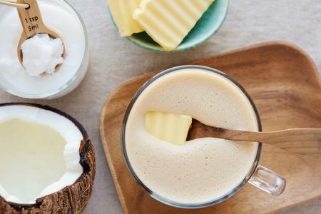 バターコーヒーをもっと身近に作ろう これがあれば大丈夫 なアイテムまとめ トラブルブック