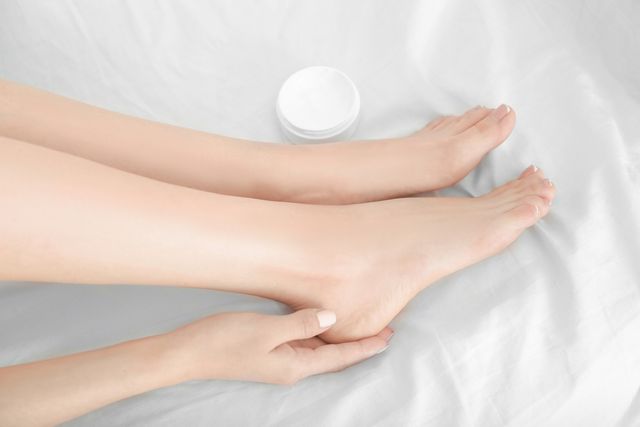 かかとケアクリームの人気ランキング15選 乾燥する季節の必需品 自分らしい便利な暮らしを トラベルブック Travelbook