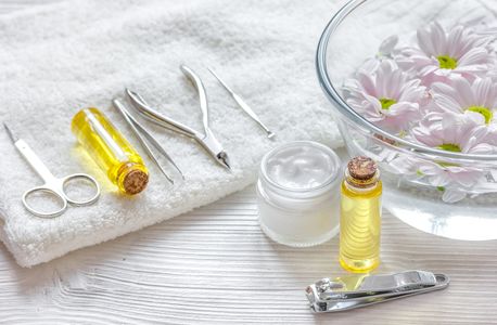 ネイルオイルの人気15選 乾燥しがちな手元のケアに トラブルブック