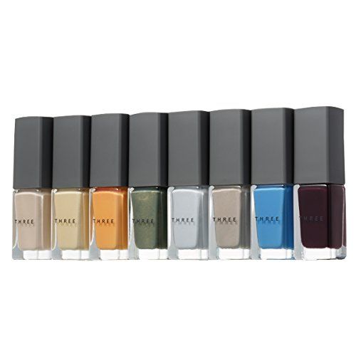 グレージュのネイルカラーおすすめ15選 秋冬ファッションのポイントに 自分らしい便利な暮らしを トラベルブック Travelbook