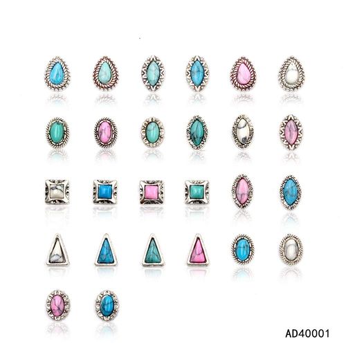 エスニック風ネイルにおすすめのネイルパーツ15選 エキゾチックで個性的な指先に 自分らしい便利な暮らしを トラベルブック Travelbook