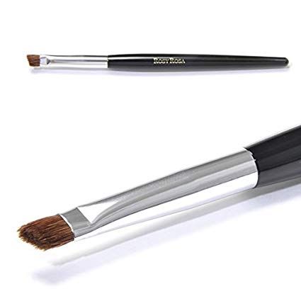 アイブロウブラシのおすすめ13選 デパコス プチプラブランドからプロ仕様まで おすすめ旅行を探すならトラベルブック女子旅