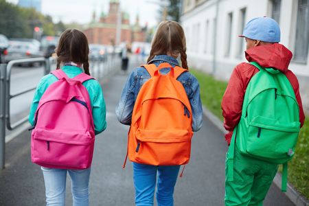 子供用リュックおすすめ14選 お出かけが楽しくなるリュックを紹介 トラブルブック